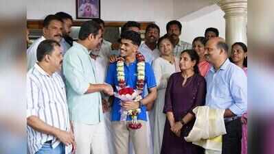 State syllabus students make strong comeback in KEAM top ranks