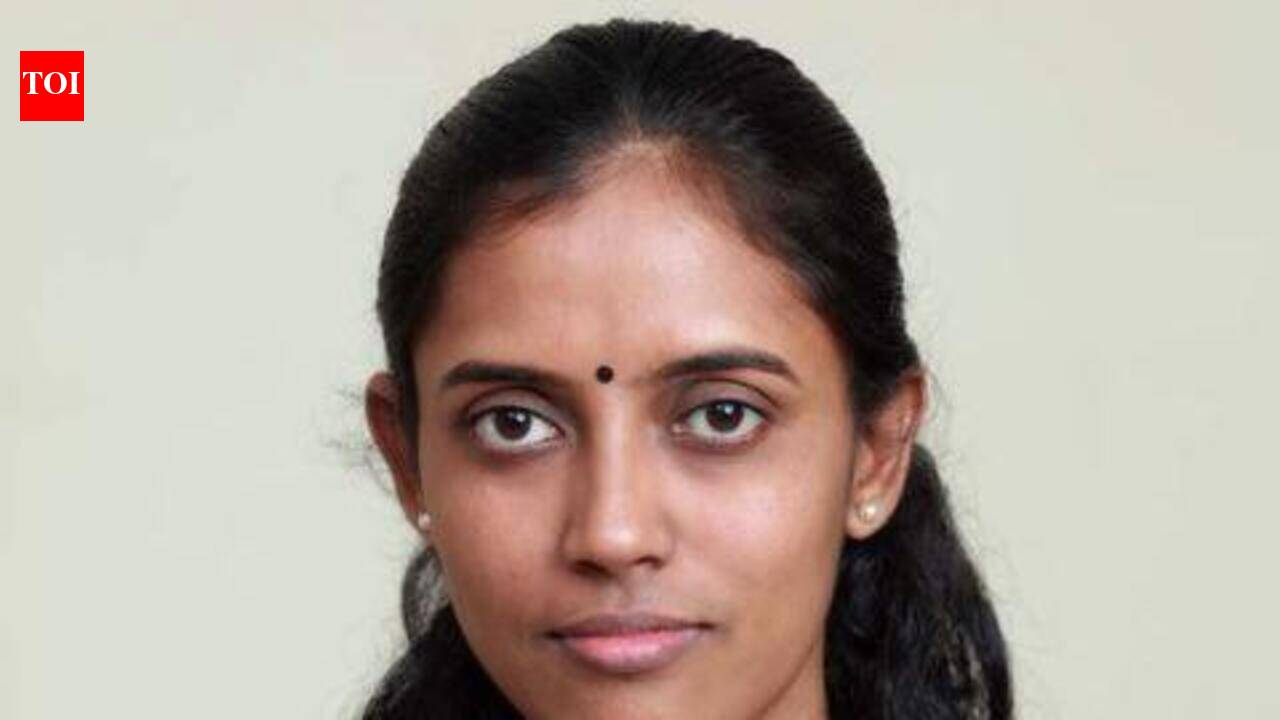 Jothimani urges TN govt to be more cautious in key appointments