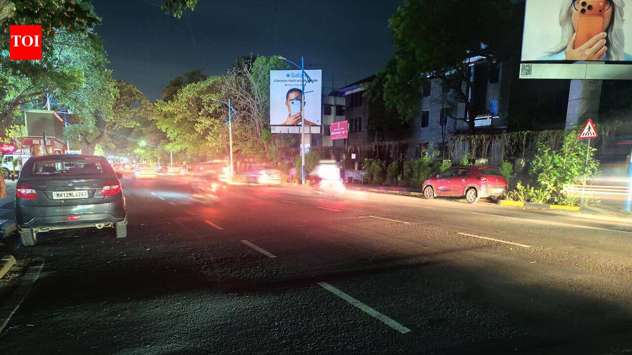 Non-functional streetlights pose safety risks for commuters