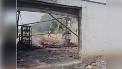 Two injured in blast at illegal firecracker factory in Kapadwanj, Gujarat