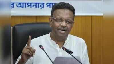 51 ex-councillors huddle as Firhad faces heat over Taratala collapse