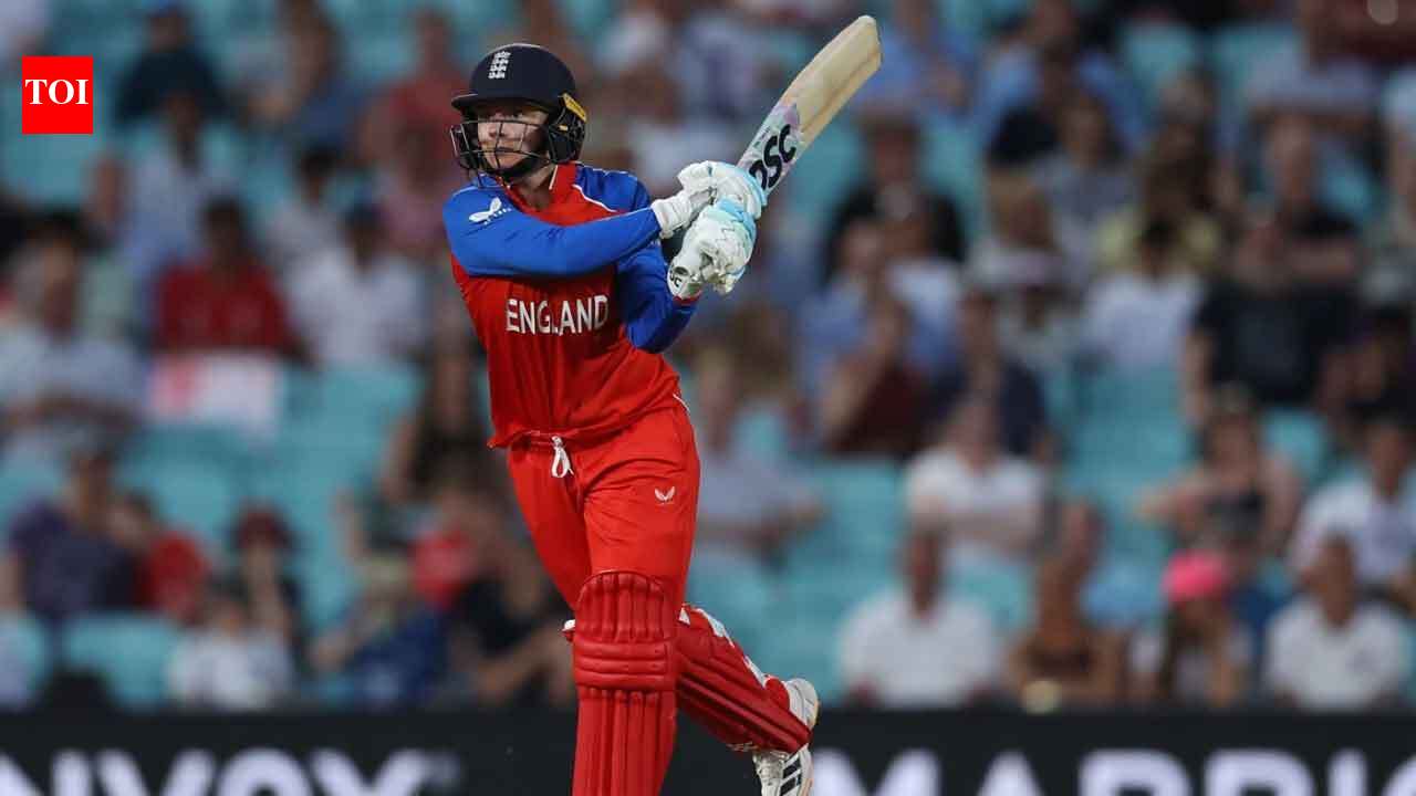 England knock defending champions New Zealand out of Women's T20 World Cup