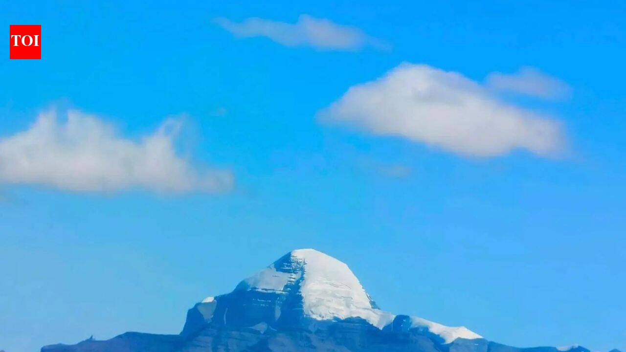 MEA cautions Kailash Mansarovar pilgrims against incomplete travel documents