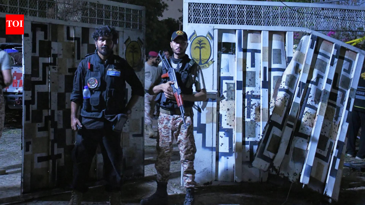 Pakistan: 4 troops, 6 terrorists killed in 90-minute gun battle at Karachi rangers HQ