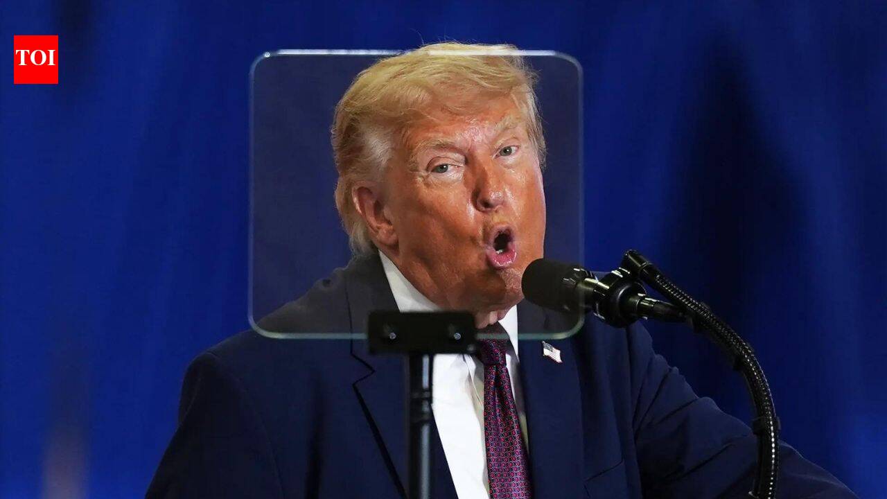 'Fake News': Donald Trump on book that says he leaves leftover snack, silverware on bedroom floor