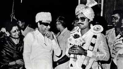 MGR’s ‘vaarisu’ and warrior