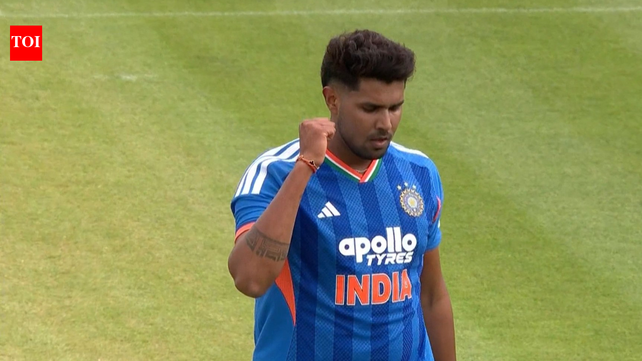 IND vs IRE 2nd T20I Live: Arshdeep and Harshit lead India's charge with the new ball