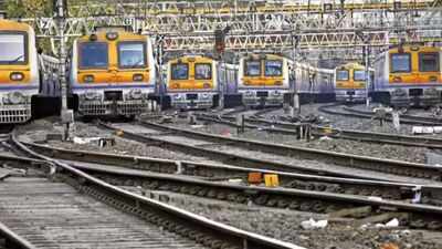 Teen and sibling thrashed after spat on train in Navi Mumbai