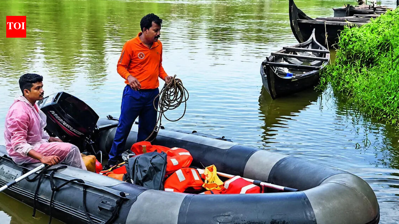 3rd body recovered a day after woman, toddler found dead in Kerala river; cops suspect family suicide