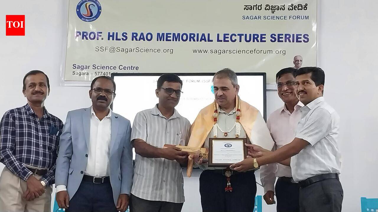 Biologist highlights evolution of fundamental science in India, world