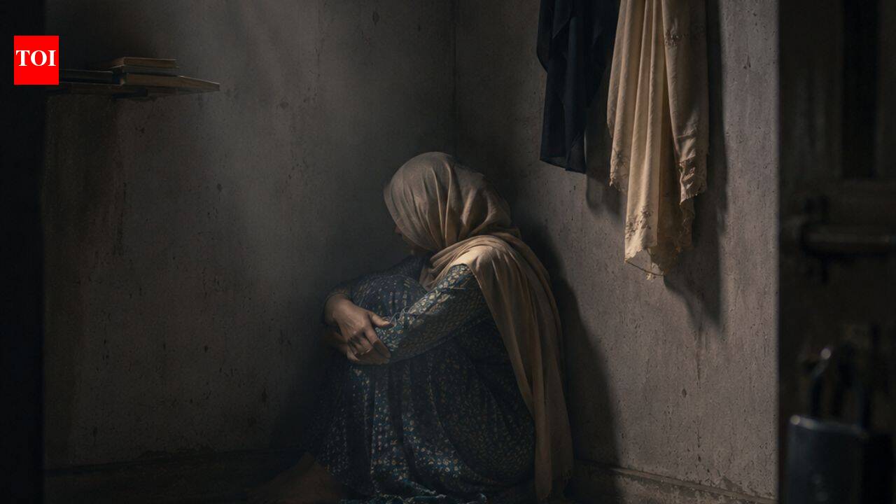 'Pressured to recite verses, eat beef': Kanpur teen alleges abduction, confinement to force conversion