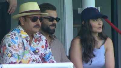 Virat Kohli, Anushka Sharma cheer for India during must-win T20 World Cup clash vs Australia - Watch