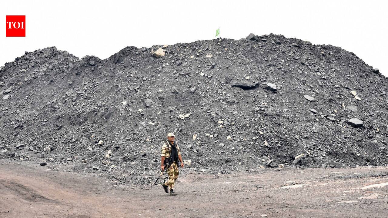 Dhanbad admin to hold COs, SHOs accountable for illegal mining