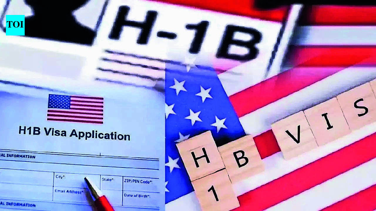 US court stays H-1B visa fee ruling, Indian applicants face uncertainty