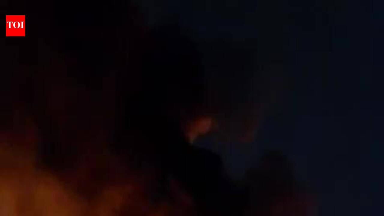 Major fire engulfs chemical factory in Vatva GIDC area of Ahmedabad