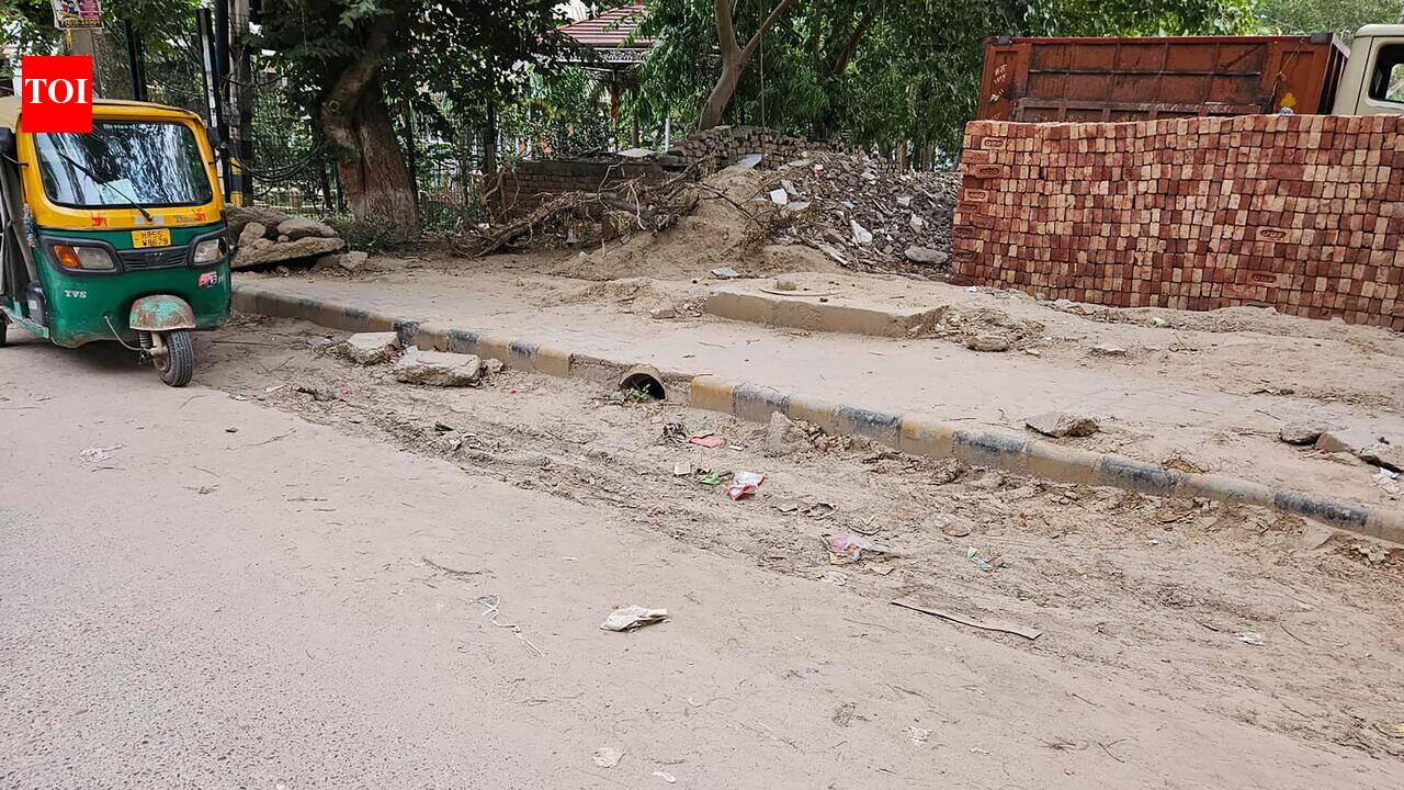 Desilting of main stormwater drain not done yet, waterlogging fears rise in Gurgaon Sec 21