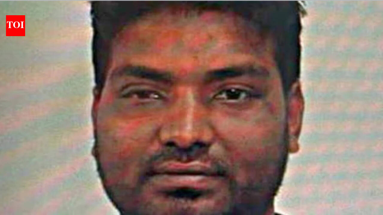‘A man does not die alone’: Chilling messages left by Bangladeshi man before killing family of 3 in Italy