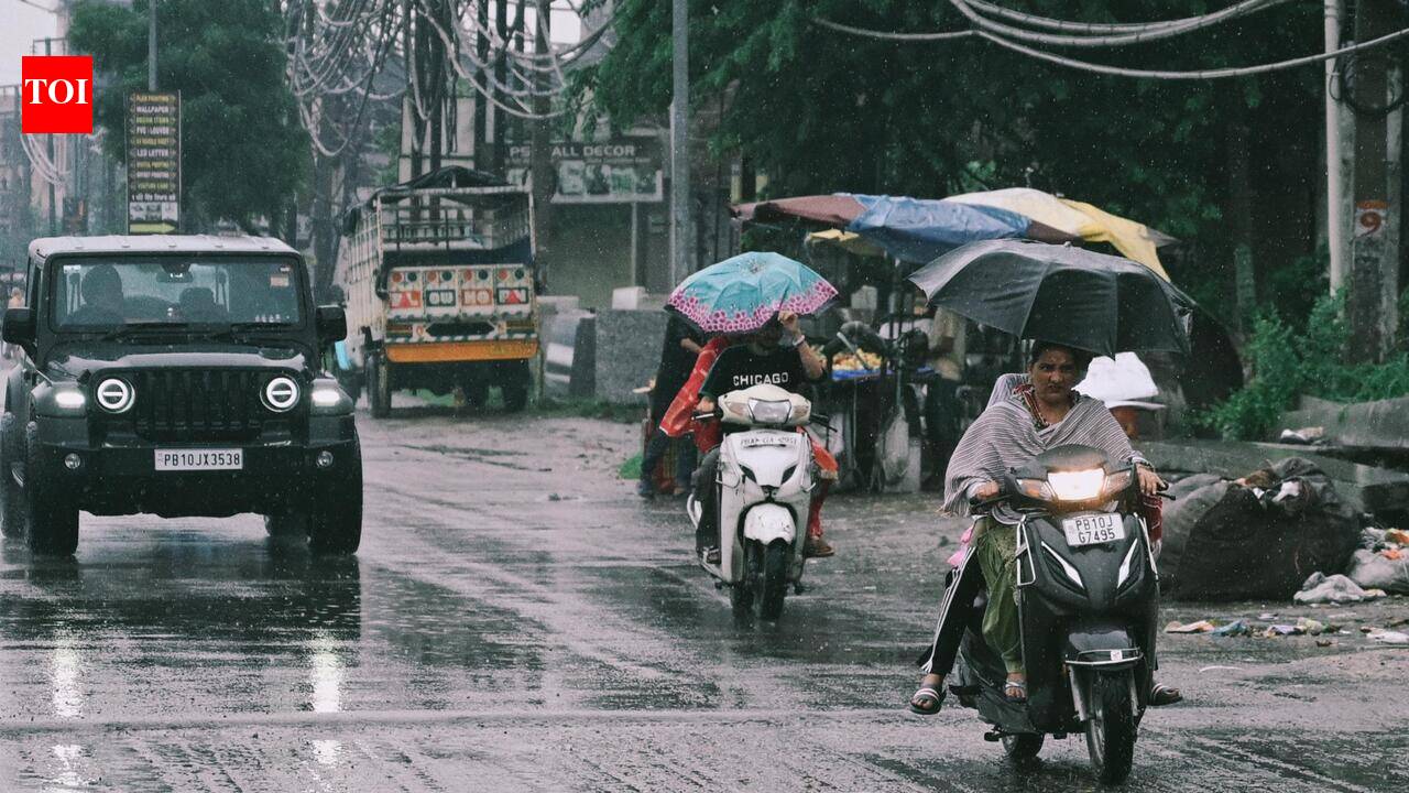 Rain fails to break heatwave in Ludhiana, storm predicted now.
