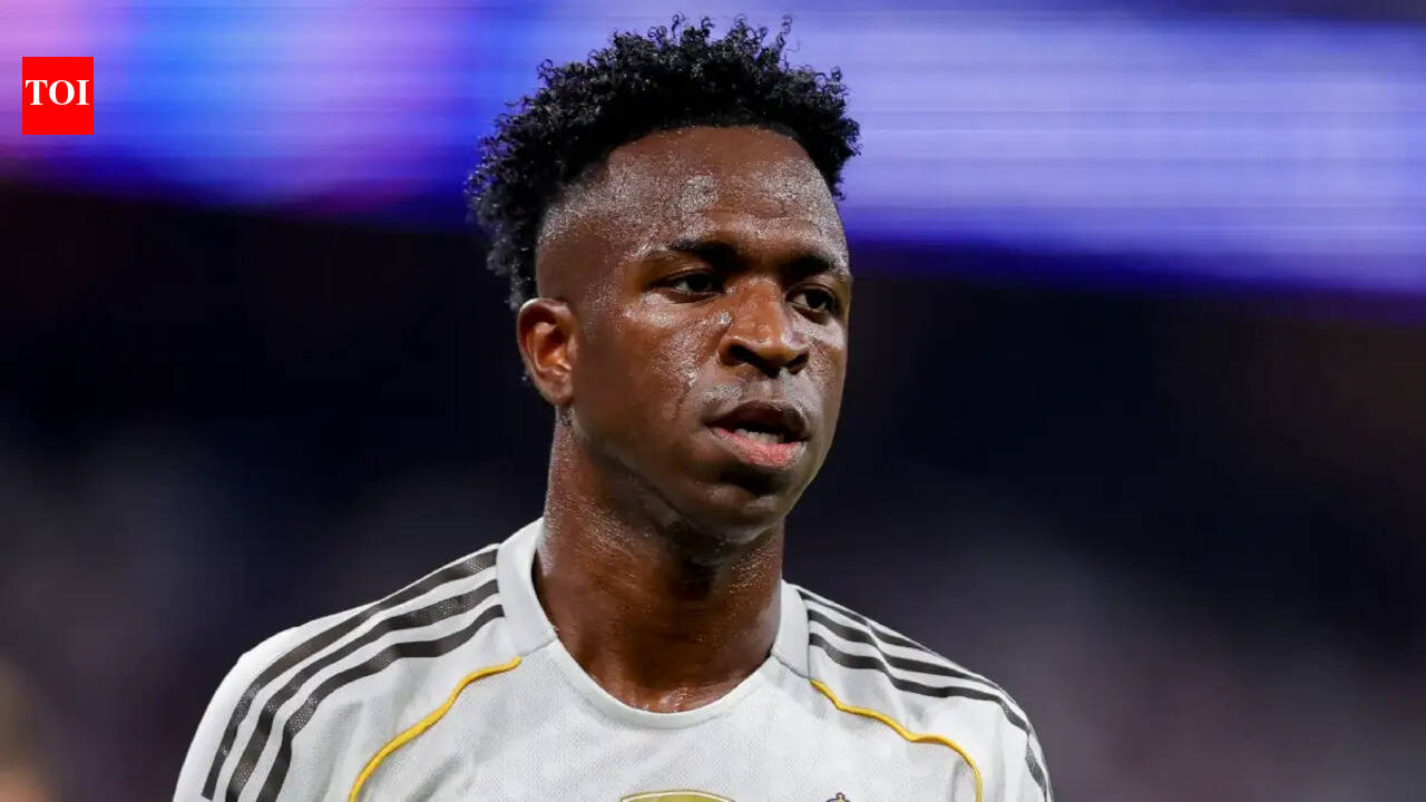 Vinicius Jr.'s emotional World Cup moment leaves fans stunned after grandmother's heartfelt surprise