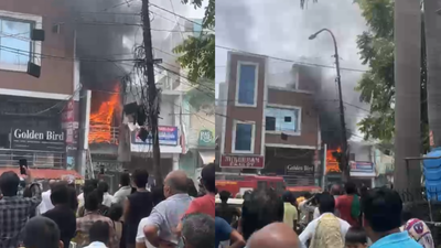Fire breaks out at Lucknow’s Vikas Nagar, shops evacuated