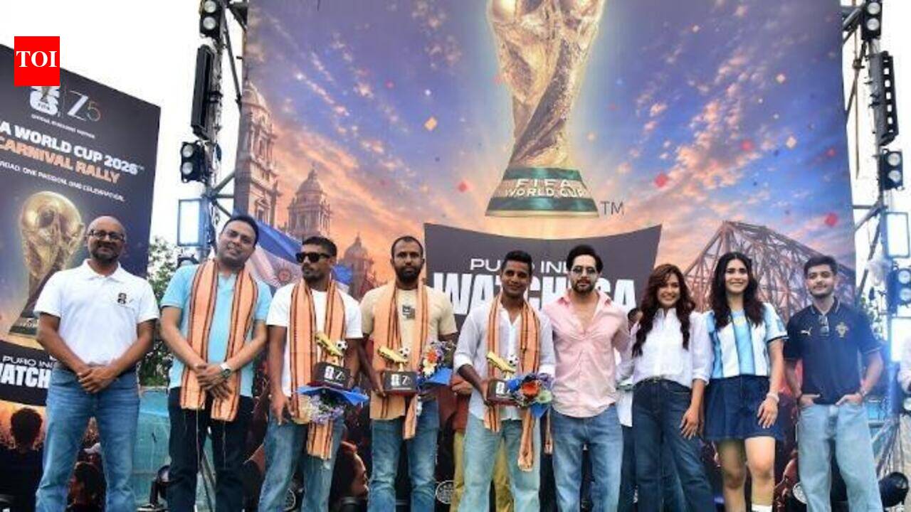 Kolkata hits the streets with World Cup fun carnival rally