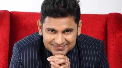 Manoj Muntashir reveals the powerful thought behind 'Teri Mitti'; Says the song was born from a soldier's last moments