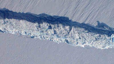 In the 1940s, Antarctica's Pine Island Glacier started its rapid retreat; King's College's Alex Bradley just showed that human-driven ocean warming added 4 km of inland loss by 2015
