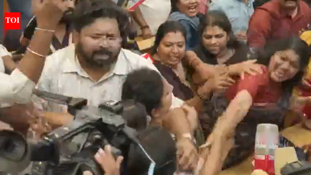 Chaos erupts in Thiruvananthapuram Corporation as Congress, BJP councillors trade assault charges