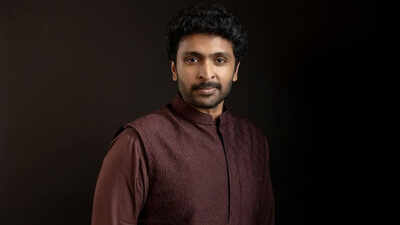 Vikram Prabhu’s new film will chornicle the journey of gold