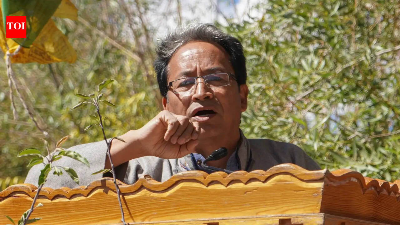 Sad to sit on a fast again, may even die but won't step back: Sonam Wangchuk begins indefinite fast over Ladakh issues at Jantar Mantar