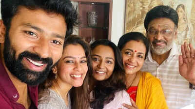  K. Bhagyaraj’s daughter Sharanya shares heartbreaking tribute to her late father
