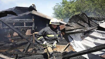 At least 9 killed as Russia launches fresh attacks across Ukraine's Dnipro, Zaporizhzhia