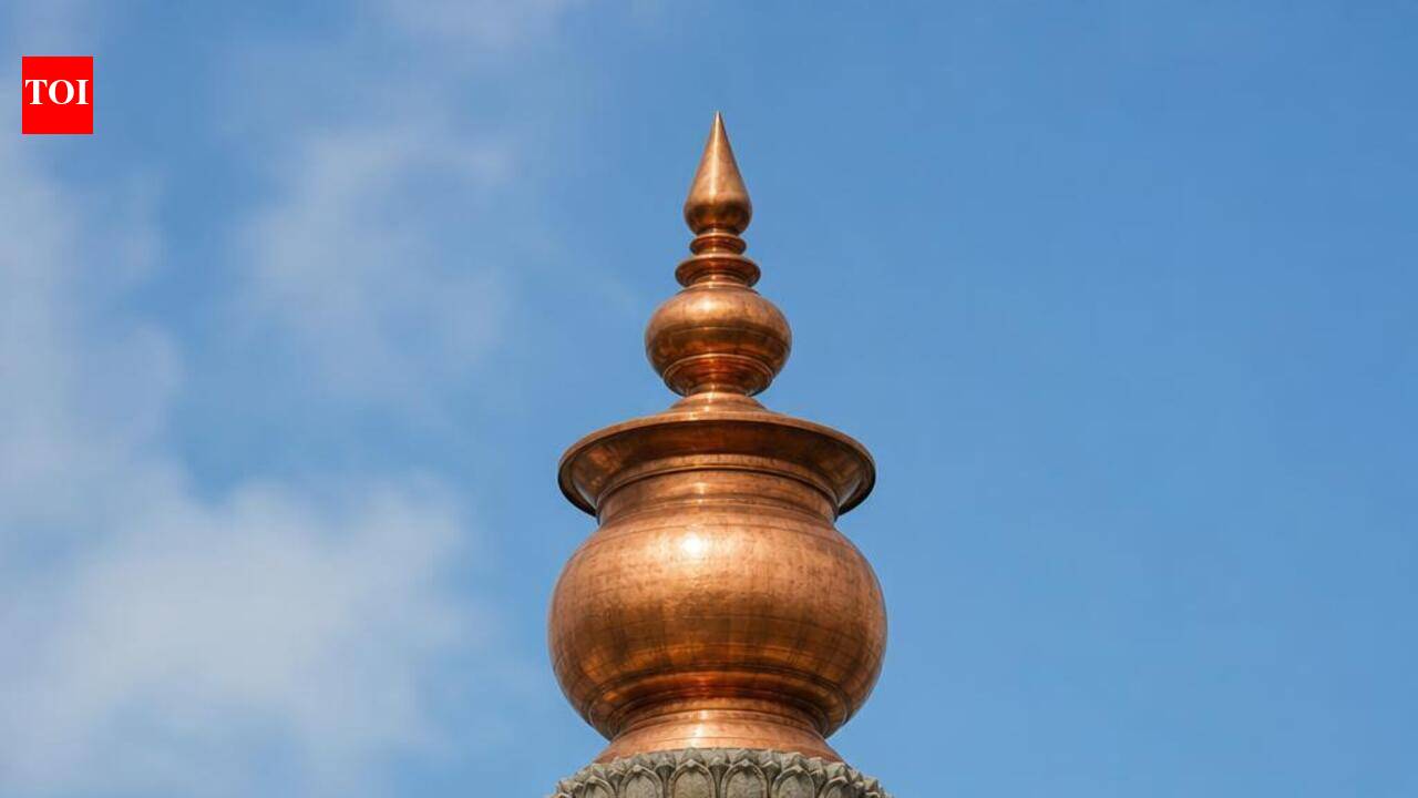 Copper kalasams stolen from ancient temple near Villupuram
