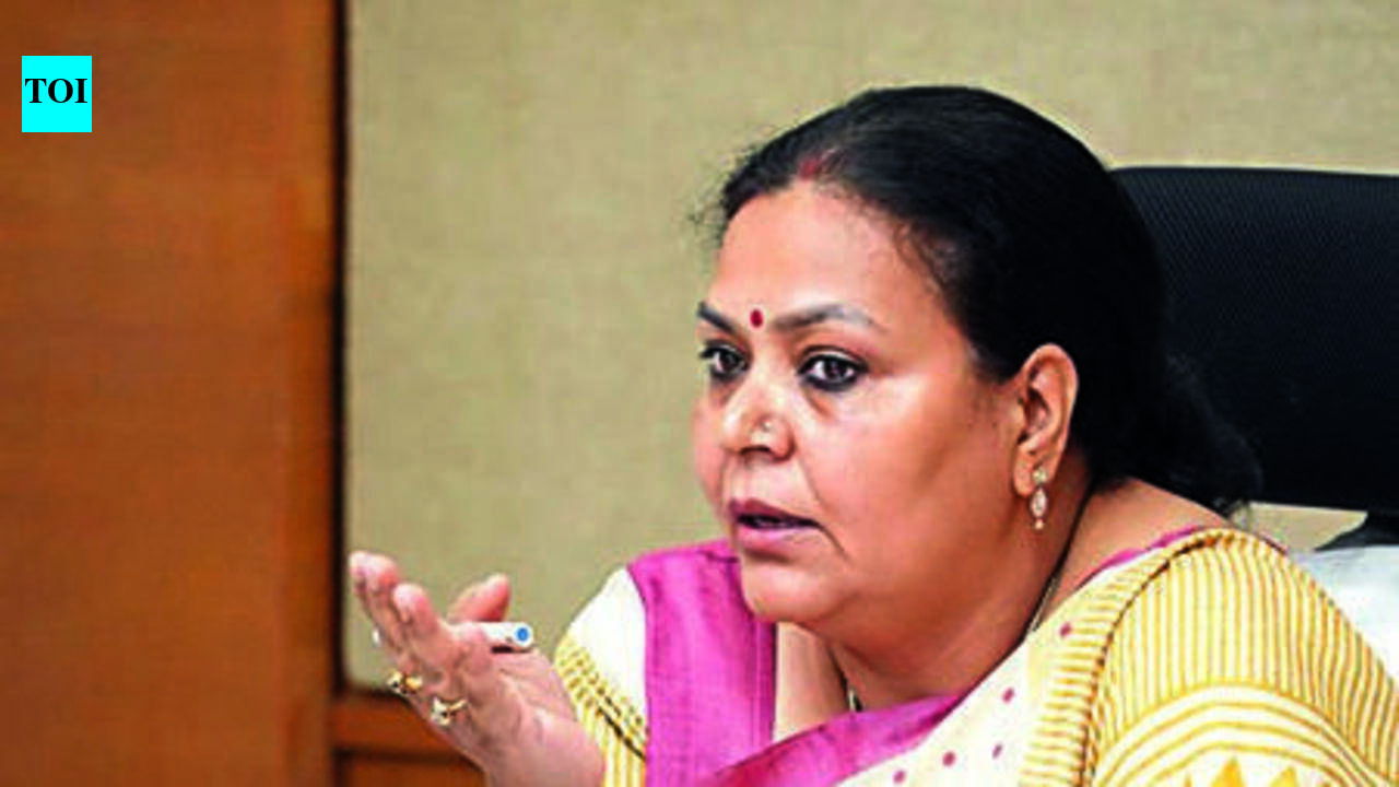 Release Rs 900 crore dues under MGNREGA, J’khand minister urges Centre