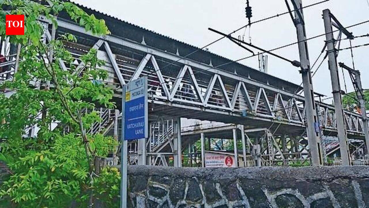 BMC to get IIT-B to audit four railway FOBs in Mumbai flagged as unsafe