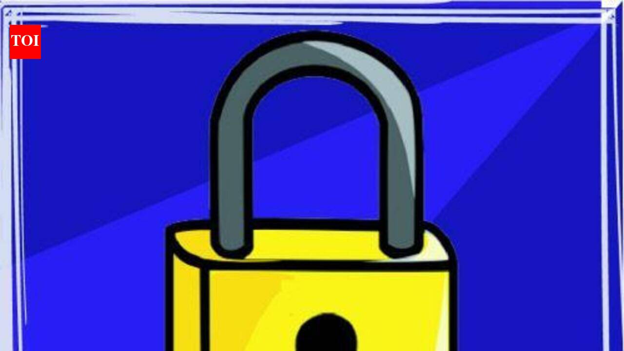 Devotees lock mutt amid row with seer in Kalaburagi village
