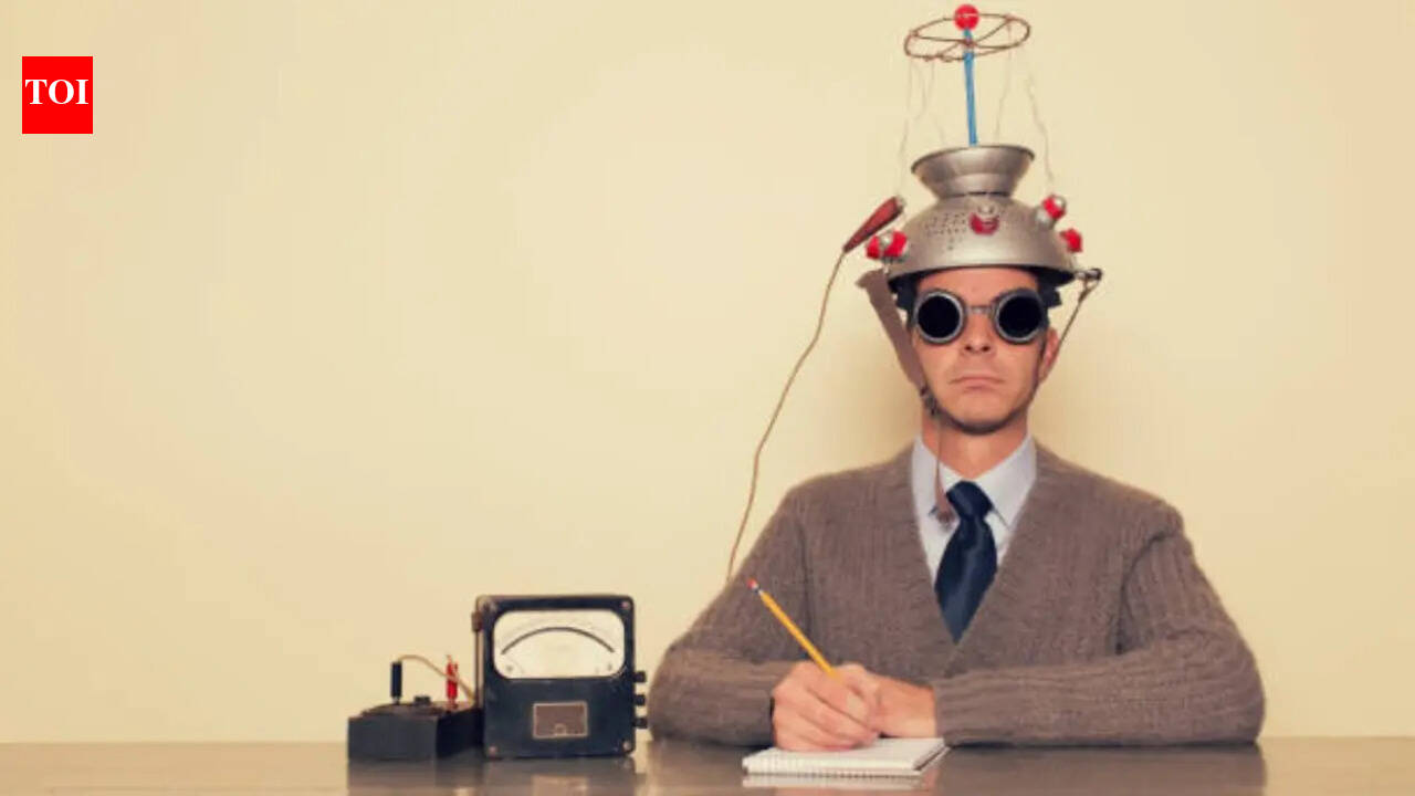 These 5 Zodiac Signs Can Read You in Seconds
