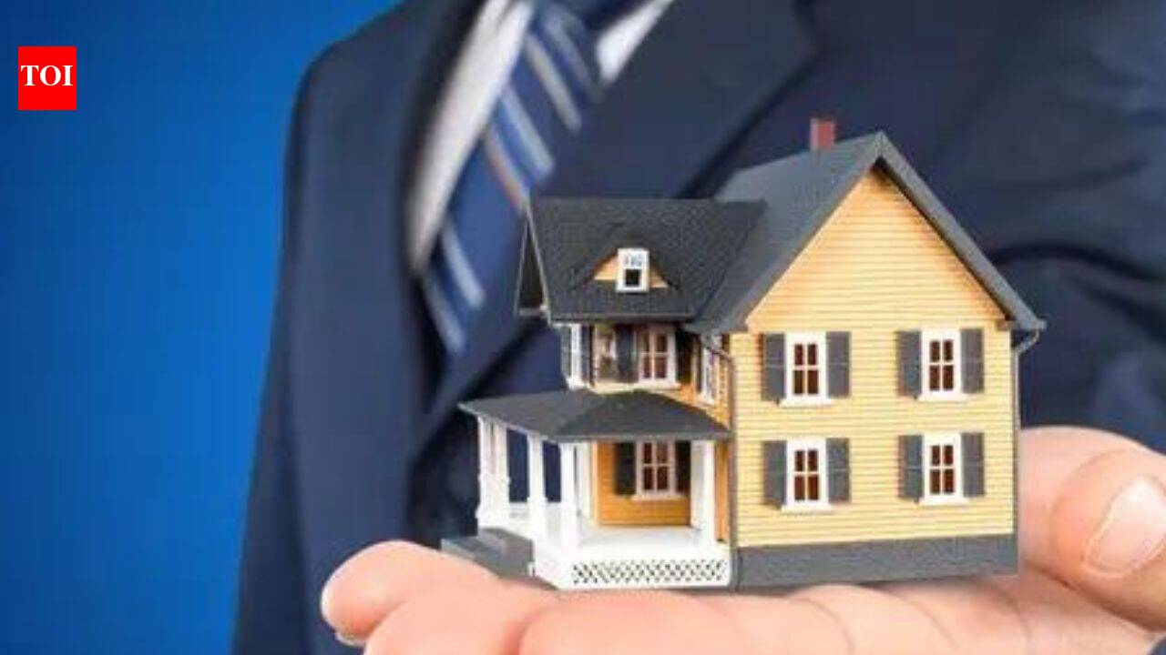 Builder ‘abandons’ commercial project after keeping buyers waiting for decades