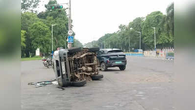 Three students injured in pool car crash