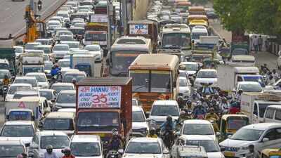 Delhi, NCR states set to offer 100% road tax waiver for trucks and buses running on clean fuel