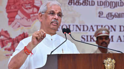 Tamil Nadu govt urges governor RV Arlekar to clear former DMK ministers’ files