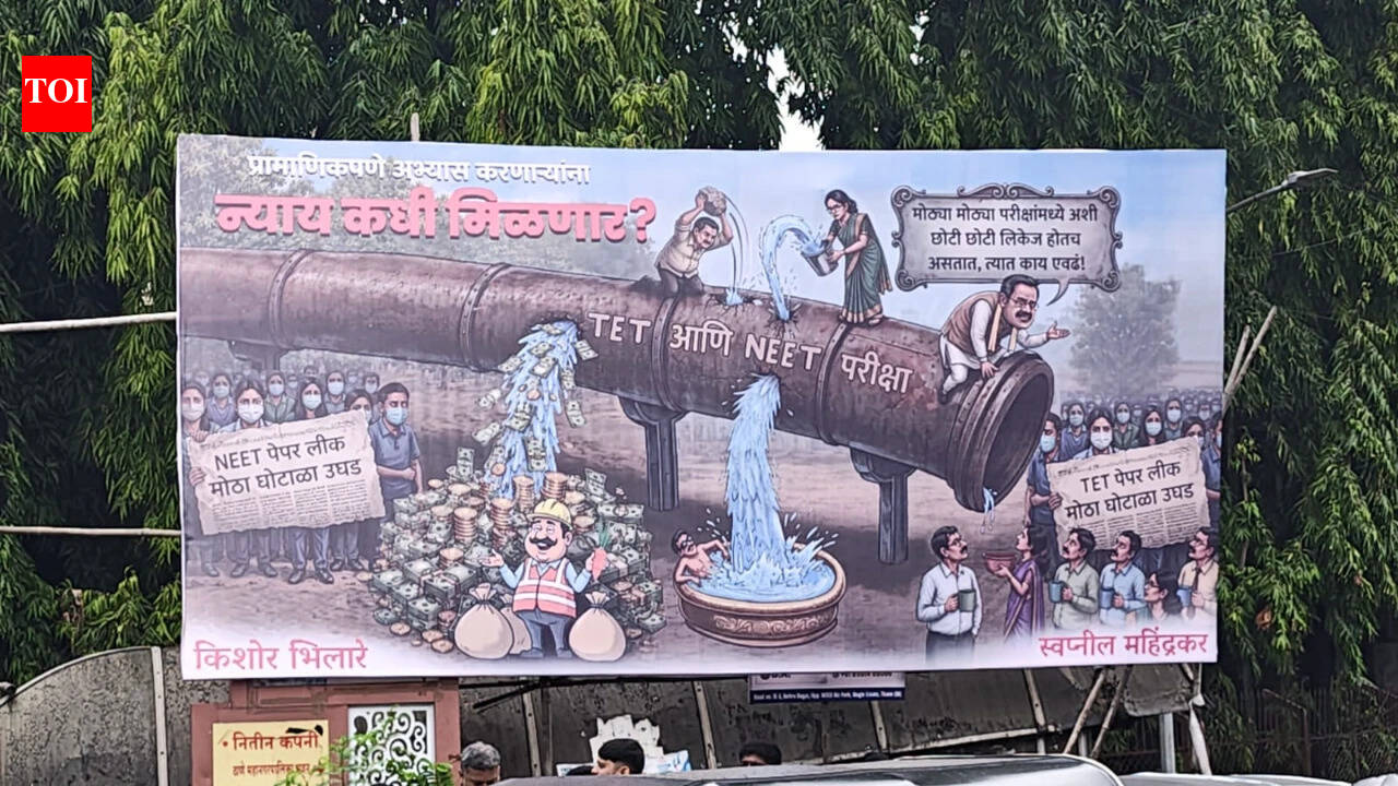 Thane youth stage protests for reform; anger mounting over repeated exam paper leaks and delays