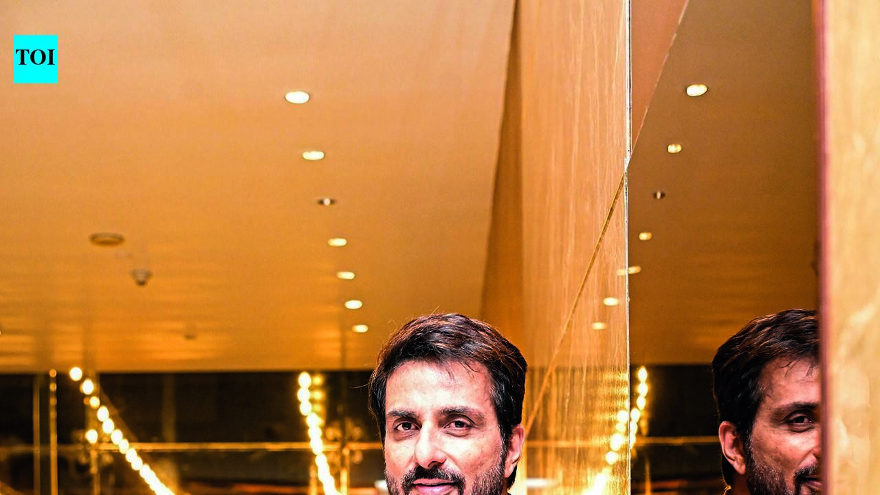 https://static.toiimg.com/thumb/msid-132091542,width-1280,height-720,resizemode-6,overlay-toi_sw,pt-32,y_pad-600/photo.jpg