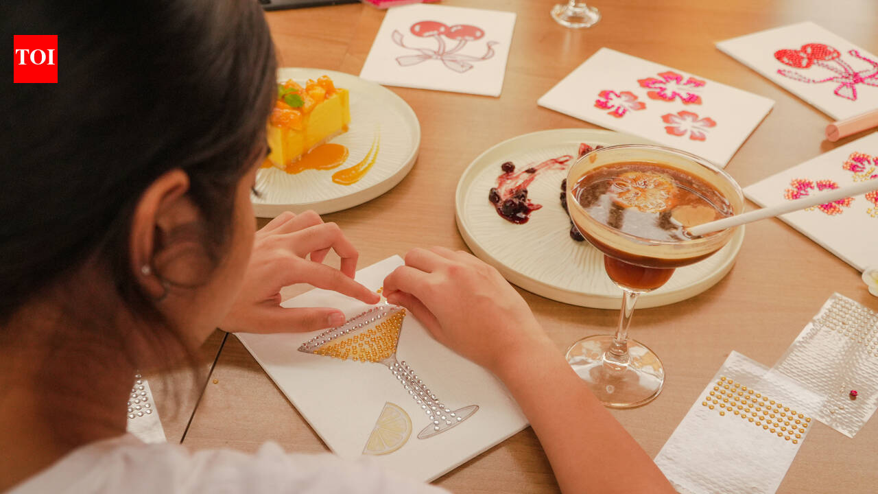 Kolkata workshop lets participants turn beads into art