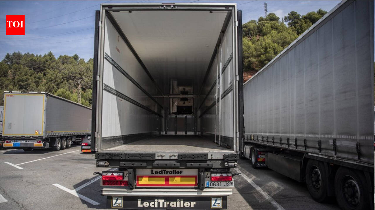 Cargo thieves in America target data center equipment; Police recover millions of dollars’ worth of servers, cabling and ...