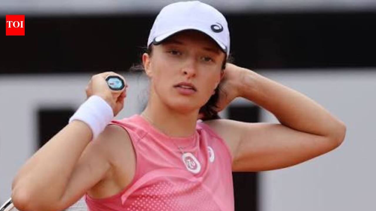 Why Iga Świątek broke down in tears after escaping a difficult Wimbledon opener against Taylor Townsend
