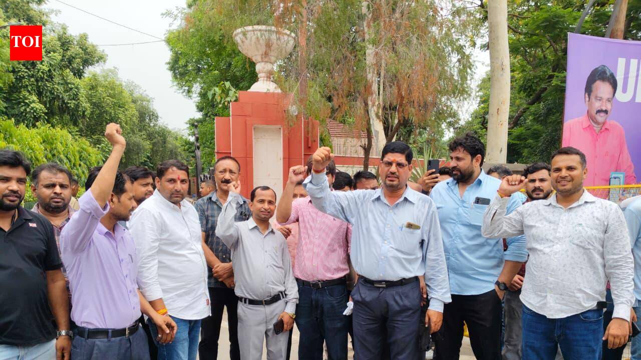 Meerut coaching centres allege ‘selective’ crackdown, submit demands to administration