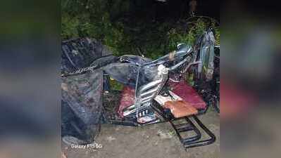 5 dead as tree falls on e-rickshaw during storm in Firozabad