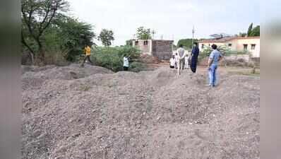 BJP MLA Bamb seeks ACB probe into nexus of sand mafia and officials