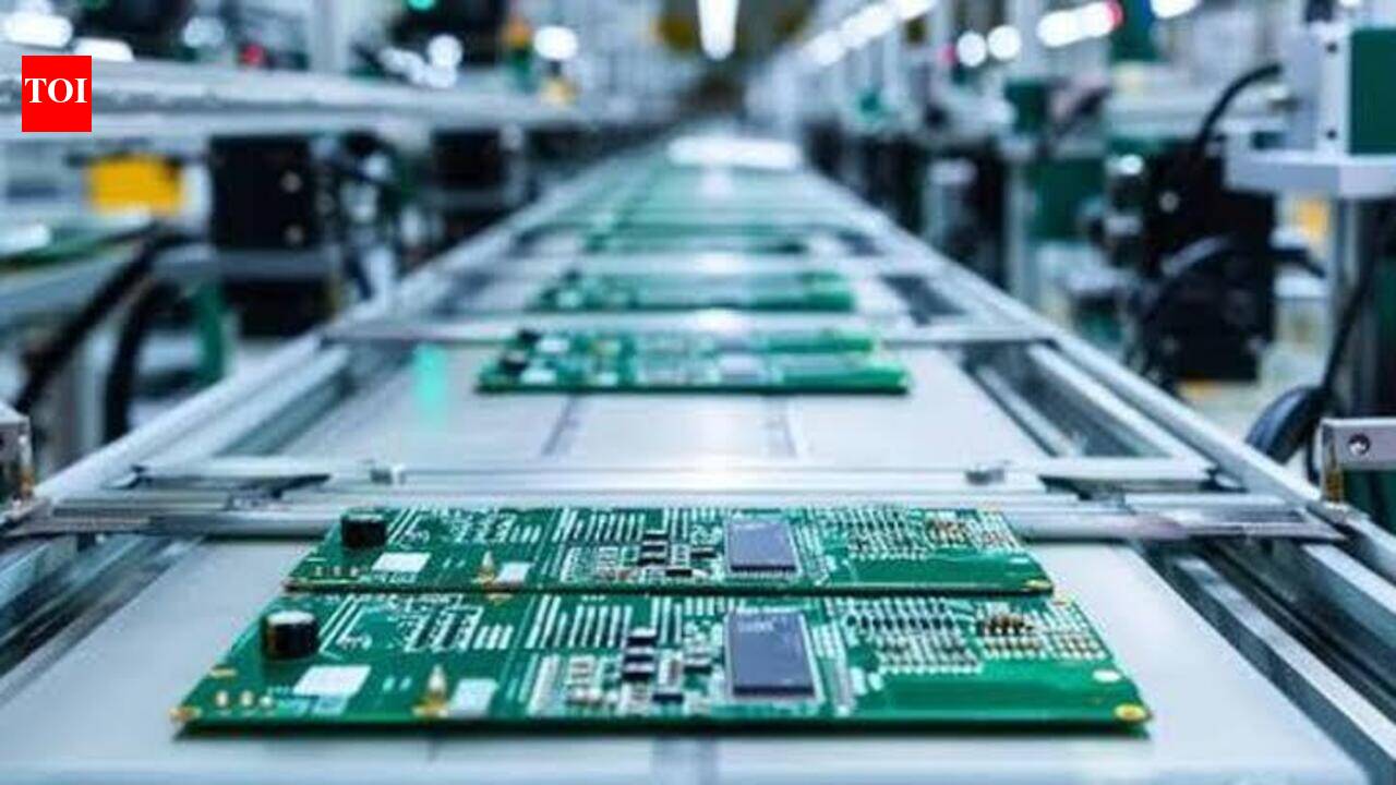 Fujifilm eyes semiconductor materials unit in Dholera, signs MoU with Gujarat